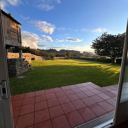 Turismo Casa Benito * Villanueva de Arosa